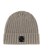 Load image into Gallery viewer, NUAGE RIBBED TOQUE WITH PATCH
