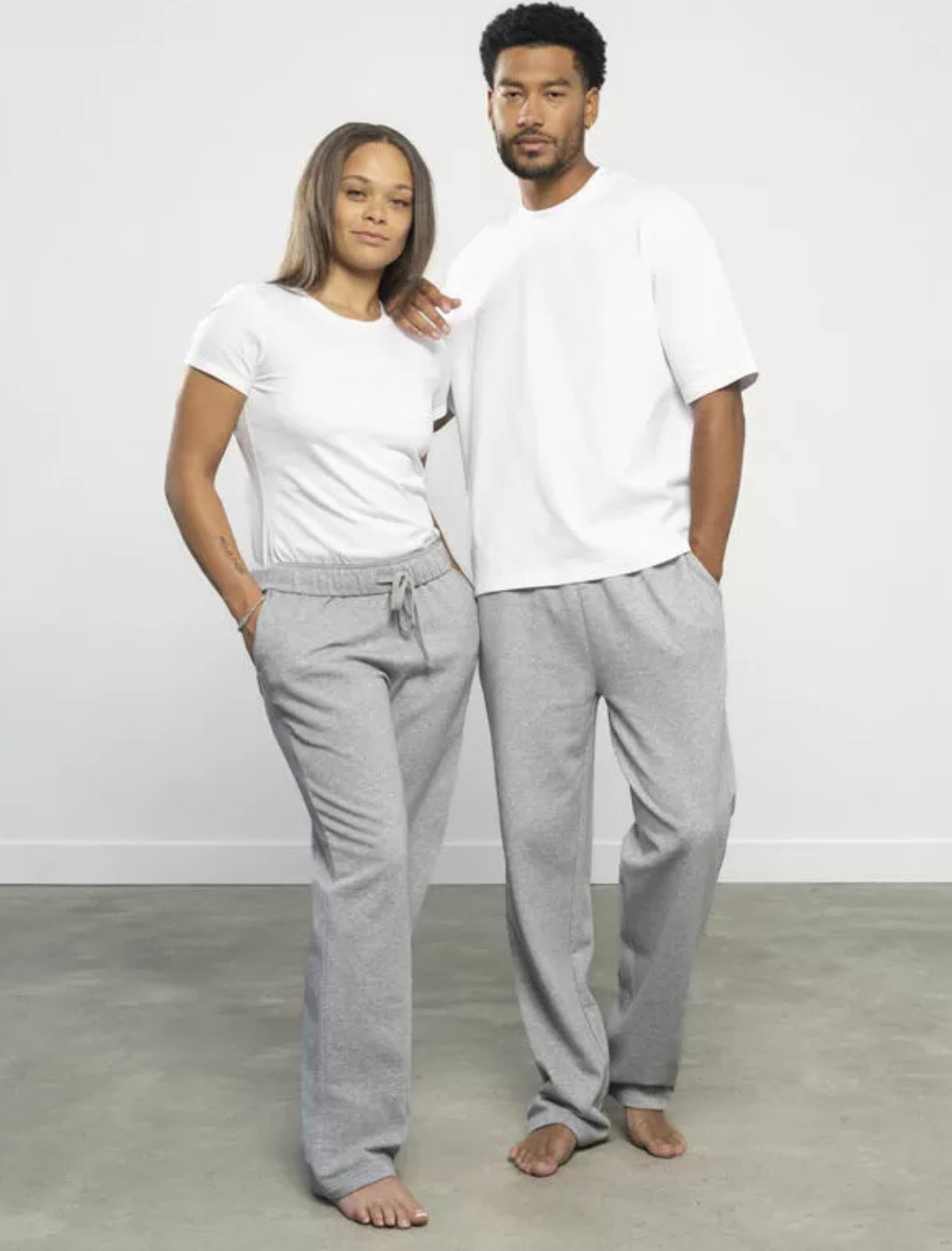 DES RELAXED OPEN BOTTOM JOGGERS