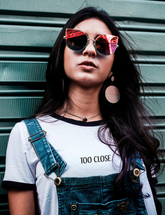 Too Close Ringer T
