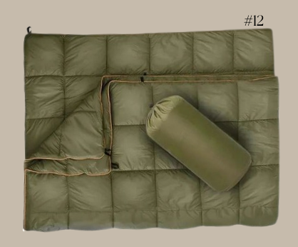 ARTICLE #12 - COUVERTURE DE CAMPING MOELLEUSE