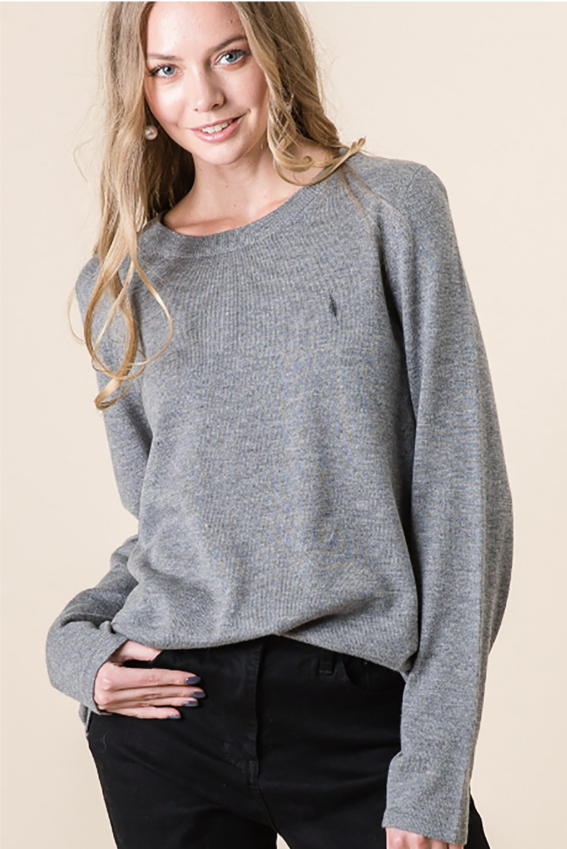 Women's round neck casual grey sweater